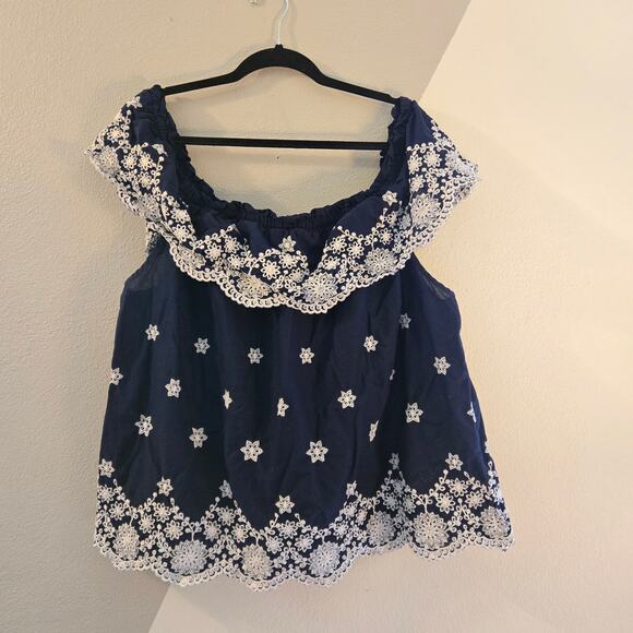 Maurices embroidered off the shoulder top 2X - Picture 2 of 7